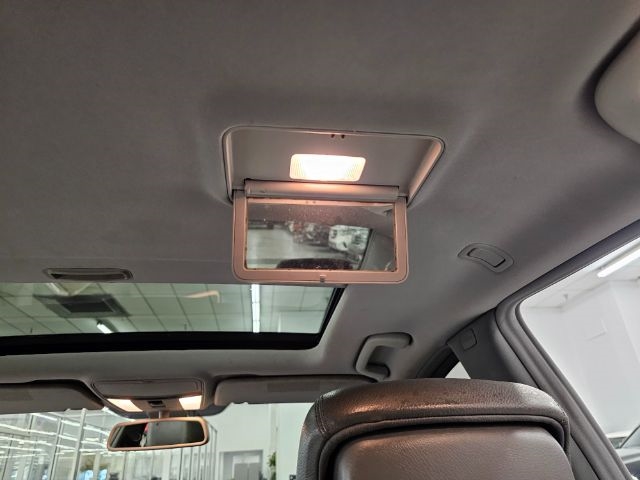 Mercedes-Benz S-Class 4dr Sdn 5.5L V8 RWD 2007