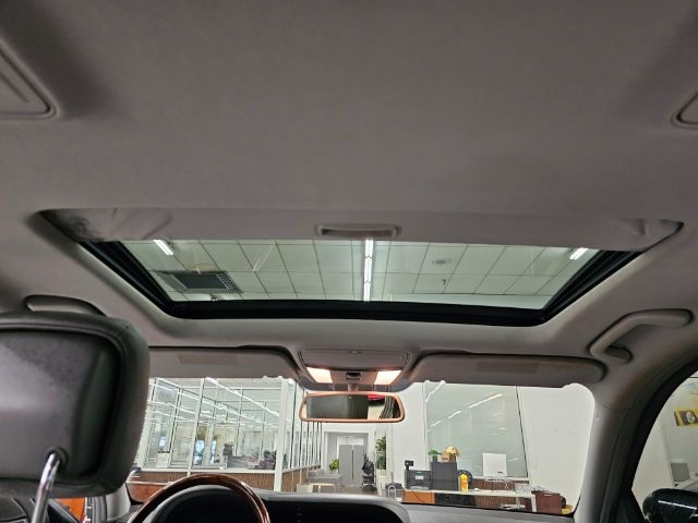 Mercedes-Benz S-Class 4dr Sdn 5.5L V8 RWD 2007