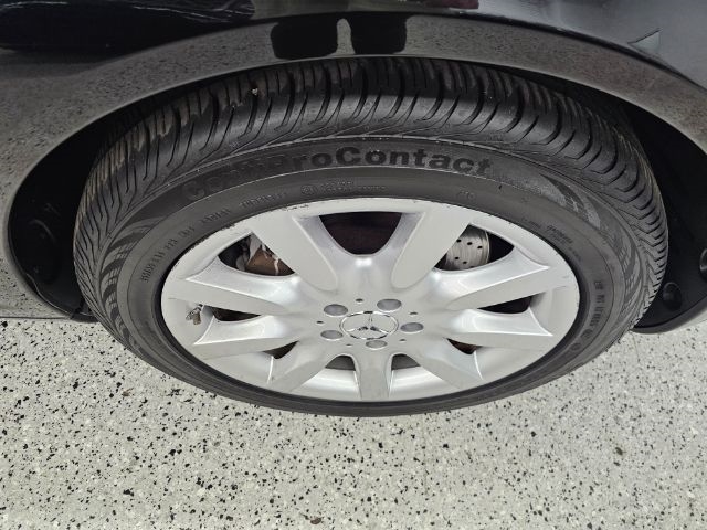 Mercedes-Benz S-Class 4dr Sdn 5.5L V8 RWD 2007