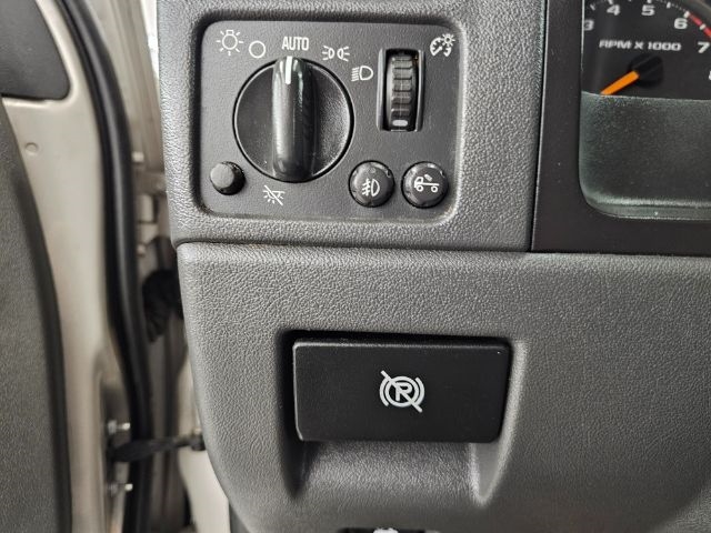 Chevrolet Colorado Crew Cab 126.0" WB 4WD 1SF LS Z71 2005