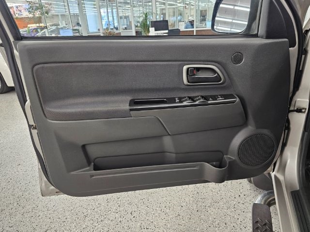 Chevrolet Colorado Crew Cab 126.0" WB 4WD 1SF LS Z71 2005