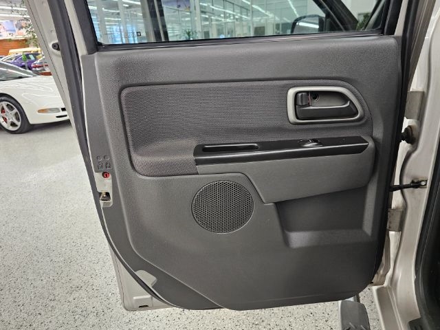 Chevrolet Colorado Crew Cab 126.0" WB 4WD 1SF LS Z71 2005
