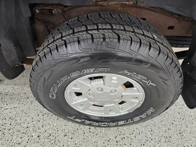 Chevrolet Colorado Crew Cab 126.0" WB 4WD 1SF LS Z71 2005