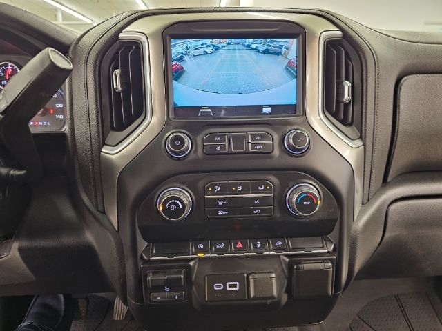 Chevrolet Silverado 1500 4WD Crew Cab 147" LT w/1LT 2021