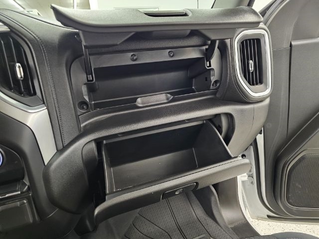 Chevrolet Silverado 1500 4WD Crew Cab 147" LT w/1LT 2021