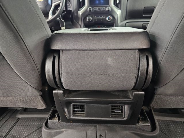 Chevrolet Silverado 1500 4WD Crew Cab 147" LT w/1LT 2021