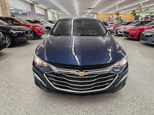 Chevrolet Malibu 4dr Sdn LT 2021