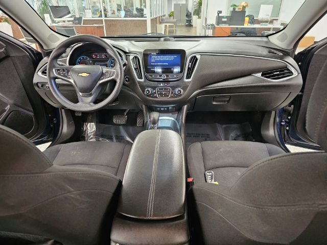 Chevrolet Malibu 4dr Sdn LT 2021