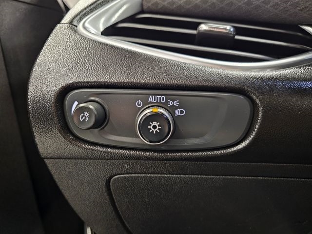 Chevrolet Malibu 4dr Sdn LT 2021