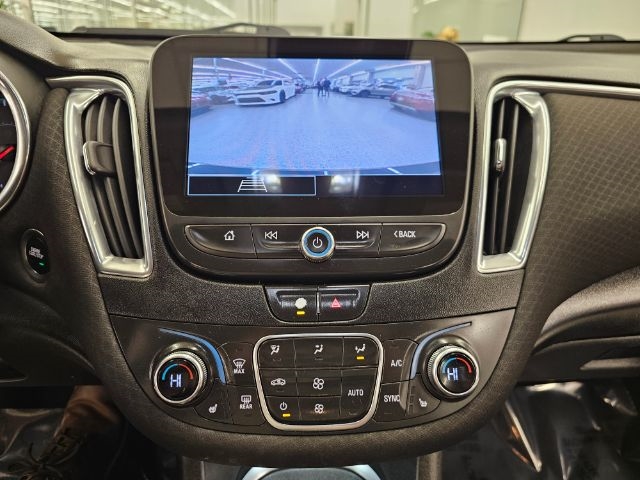 Chevrolet Malibu 4dr Sdn LT 2021