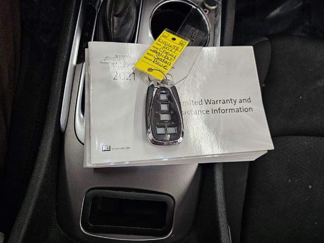 Chevrolet Malibu 4dr Sdn LT 2021