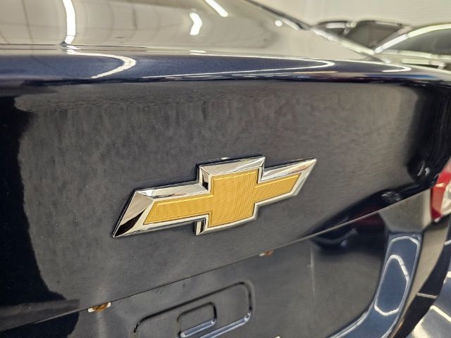 Chevrolet Malibu 4dr Sdn LT 2021