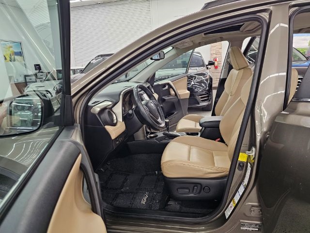 Toyota RAV4 AWD 4dr Limited (Natl) 2014