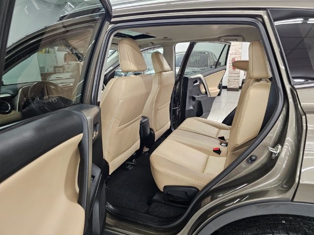 Toyota RAV4 AWD 4dr Limited (Natl) 2014