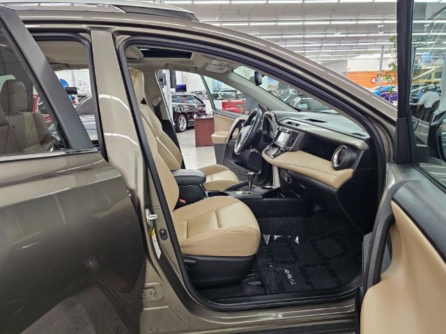 Toyota RAV4 AWD 4dr Limited (Natl) 2014