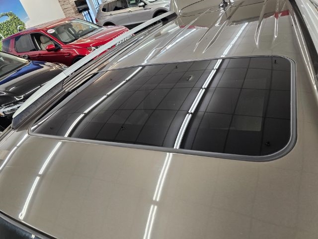 Toyota RAV4 AWD 4dr Limited (Natl) 2014