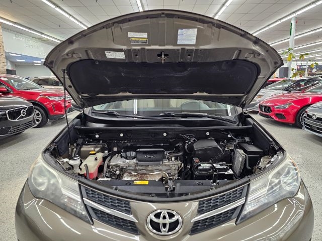 Toyota RAV4 AWD 4dr Limited (Natl) 2014