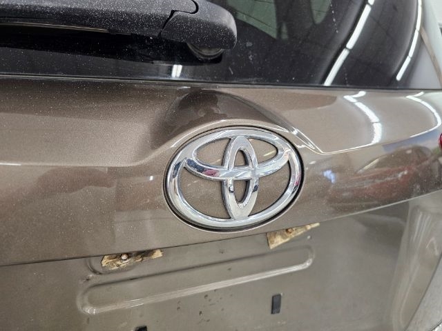 Toyota RAV4 AWD 4dr Limited (Natl) 2014