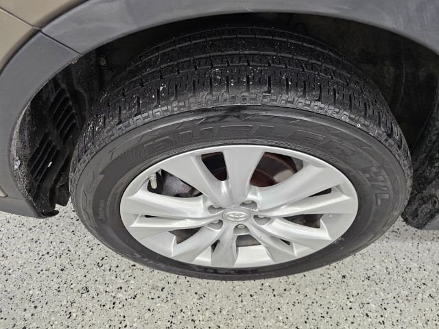 Toyota RAV4 AWD 4dr Limited (Natl) 2014