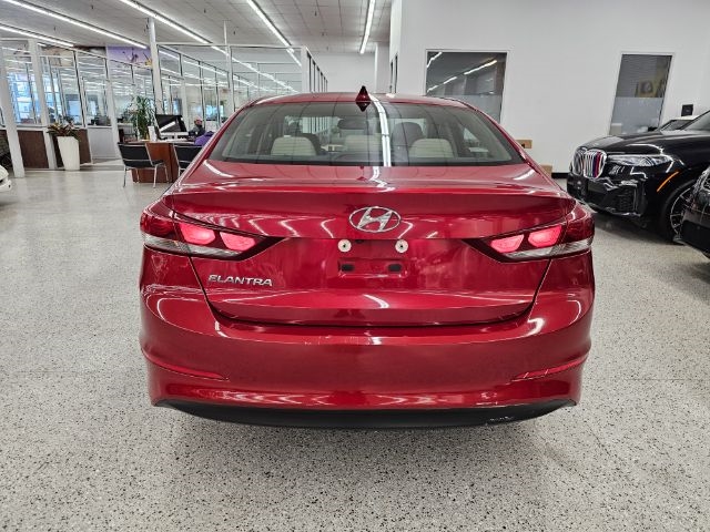 Hyundai Elantra Value Edition 2.0L Auto (Ulsan) 2017