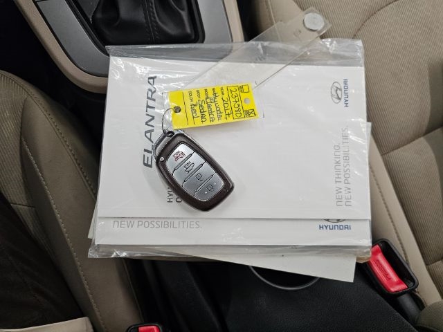 Hyundai Elantra Value Edition 2.0L Auto (Ulsan) 2017