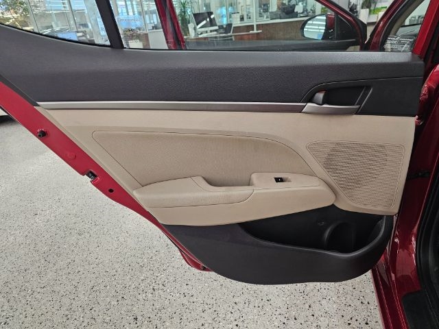 Hyundai Elantra Value Edition 2.0L Auto (Ulsan) 2017