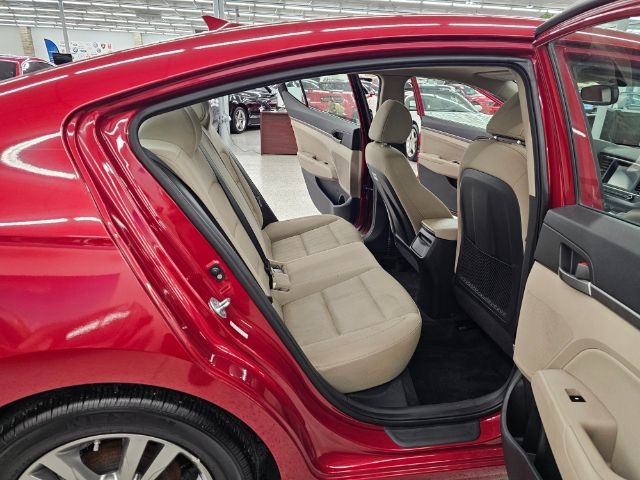 Hyundai Elantra Value Edition 2.0L Auto (Ulsan) 2017