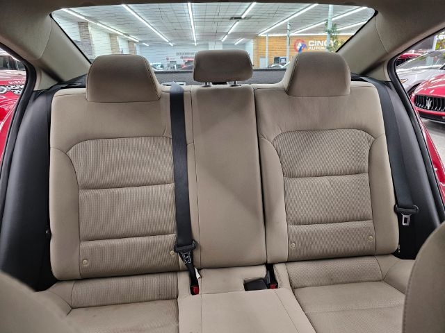 Hyundai Elantra Value Edition 2.0L Auto (Ulsan) 2017