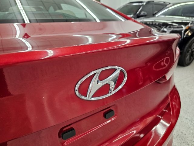 Hyundai Elantra Value Edition 2.0L Auto (Ulsan) 2017