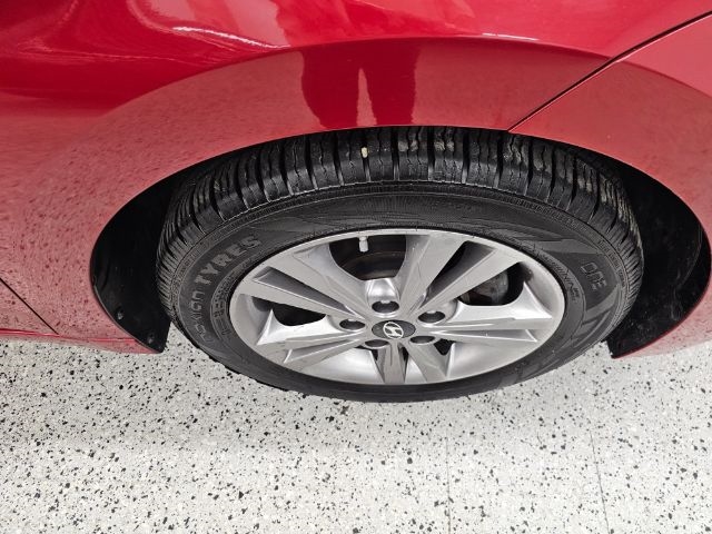 Hyundai Elantra Value Edition 2.0L Auto (Ulsan) 2017