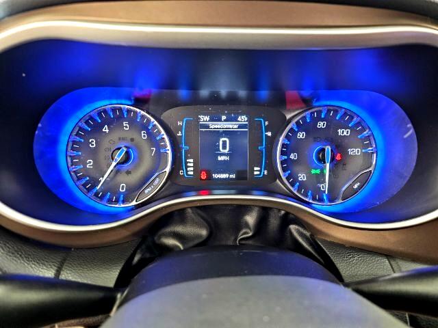 Chrysler Pacifica Touring-L FWD 2017