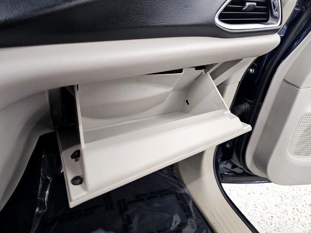 Chrysler Pacifica Touring-L FWD 2017