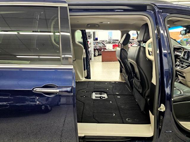 Chrysler Pacifica Touring-L FWD 2017