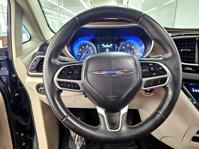 Chrysler Pacifica Touring-L FWD 2017