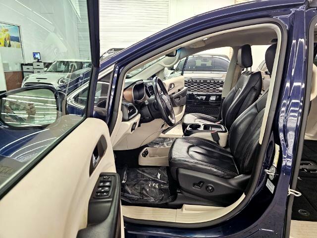 Chrysler Pacifica Touring-L FWD 2017