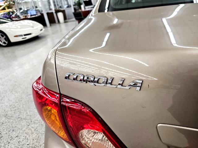 Toyota Corolla 4dr Sdn Man (Natl) 2010