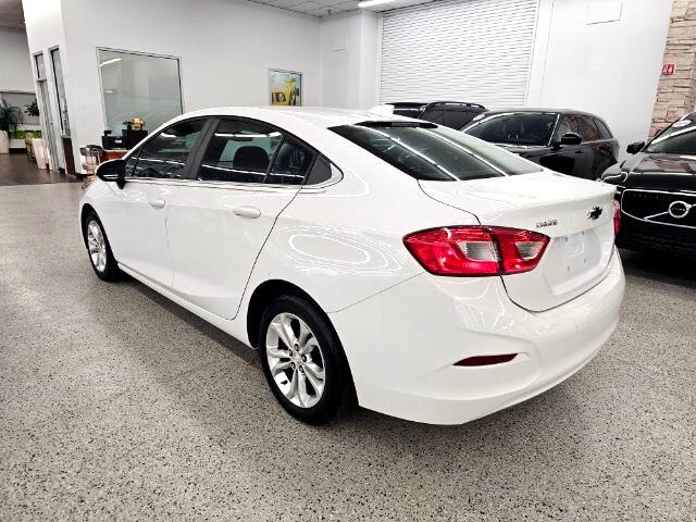 Chevrolet Cruze 4dr Sdn LT 2019
