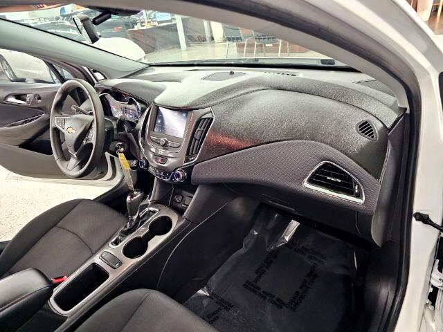 Chevrolet Cruze 4dr Sdn LT 2019