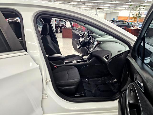 Chevrolet Cruze 4dr Sdn LT 2019