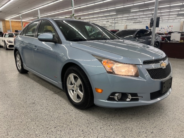 Chevrolet Cruze 4dr Sdn LT w/1LT 2011