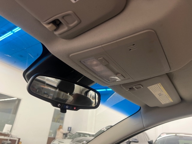 Chevrolet Cruze 4dr Sdn LT w/1LT 2011