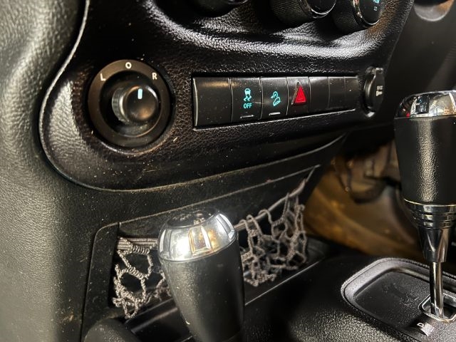 Jeep Wrangler 4WD 2dr Sport 2014