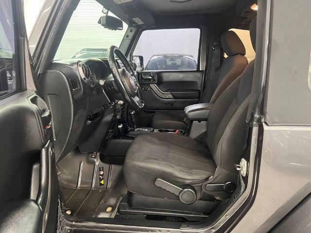 Jeep Wrangler 4WD 2dr Sport 2014