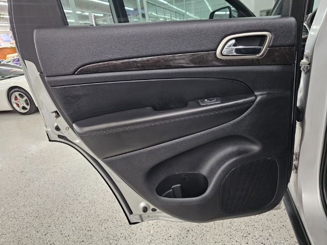 Jeep Grand Cherokee RWD 4dr Laredo 2013