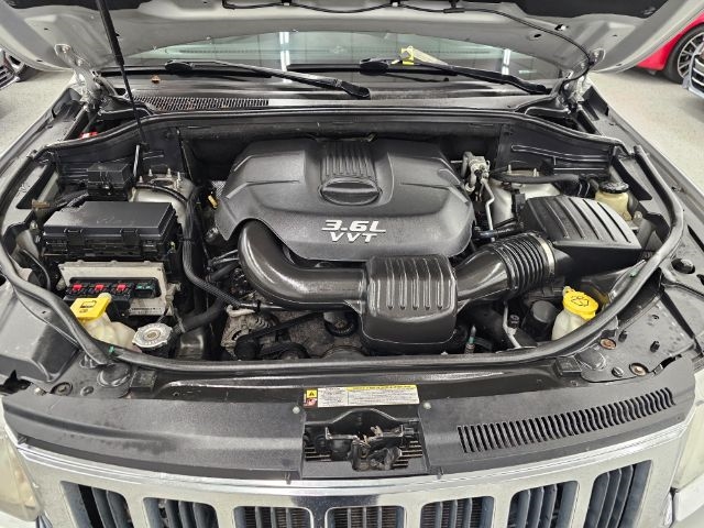 Jeep Grand Cherokee RWD 4dr Laredo 2013