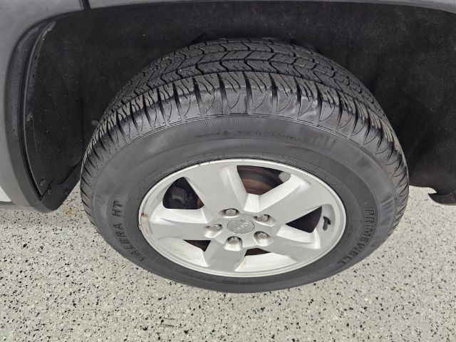 Jeep Grand Cherokee RWD 4dr Laredo 2013