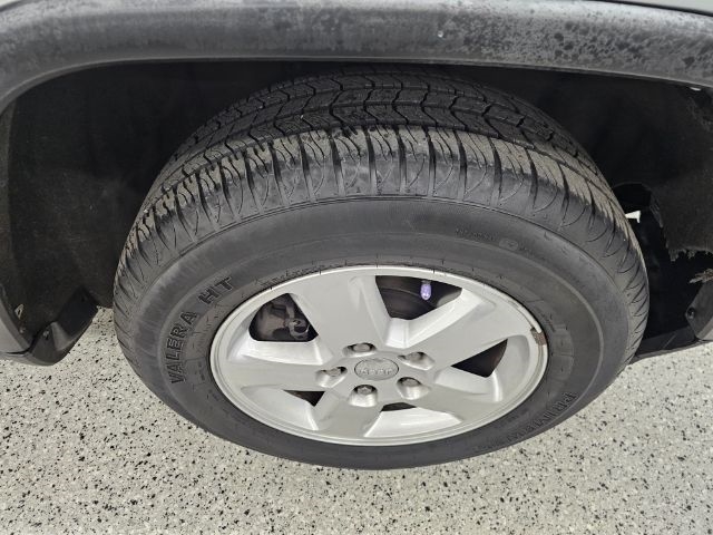 Jeep Grand Cherokee RWD 4dr Laredo 2013