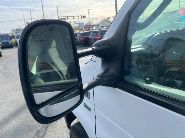 Ford E-Series Cutaway E-350 DRW 138" WB 2017