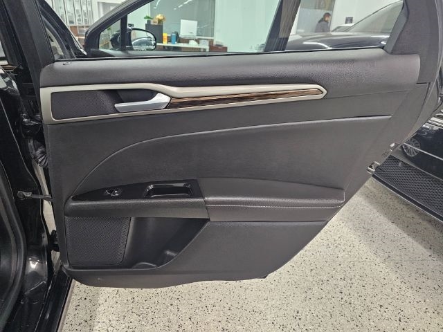 Ford Fusion 4dr Sdn SE Hybrid FWD 2013