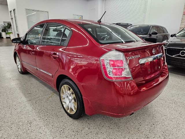 Nissan Sentra 4dr Sdn I4 CVT 2.0 S 2012